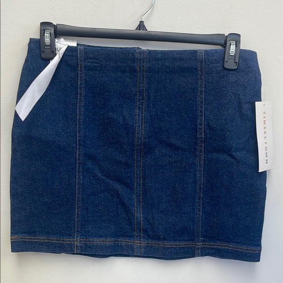 Tinseltown Dresses & Skirts - Tinseltown Denim Mini Skirt Casual